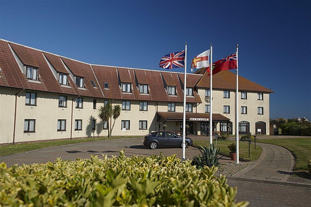 The Peninsula Hotel Grandes Rocques Exterior photo